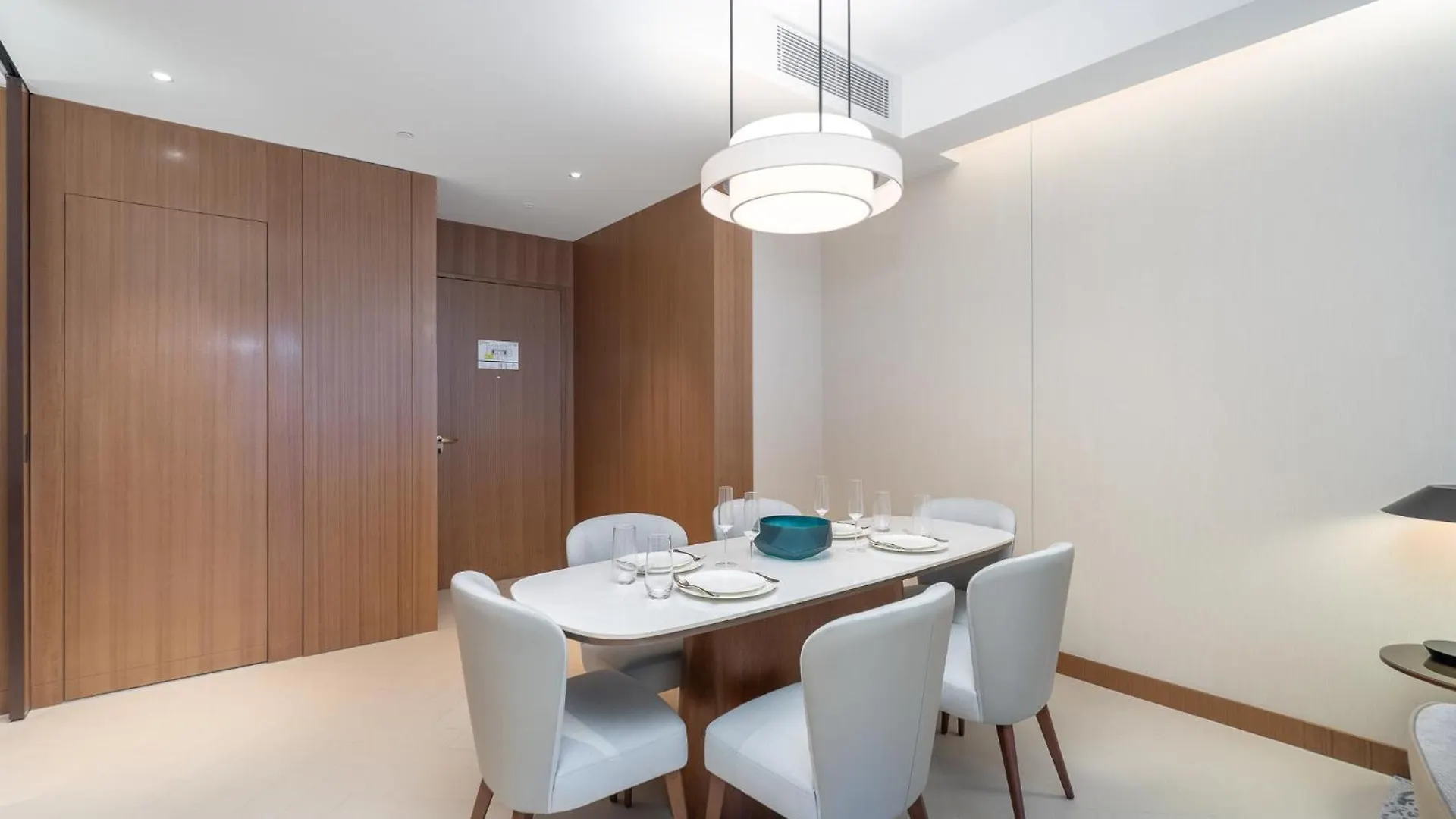 דובאי Spacious 3 Bedroom Apartment In Downtown With Burj Khalifa View