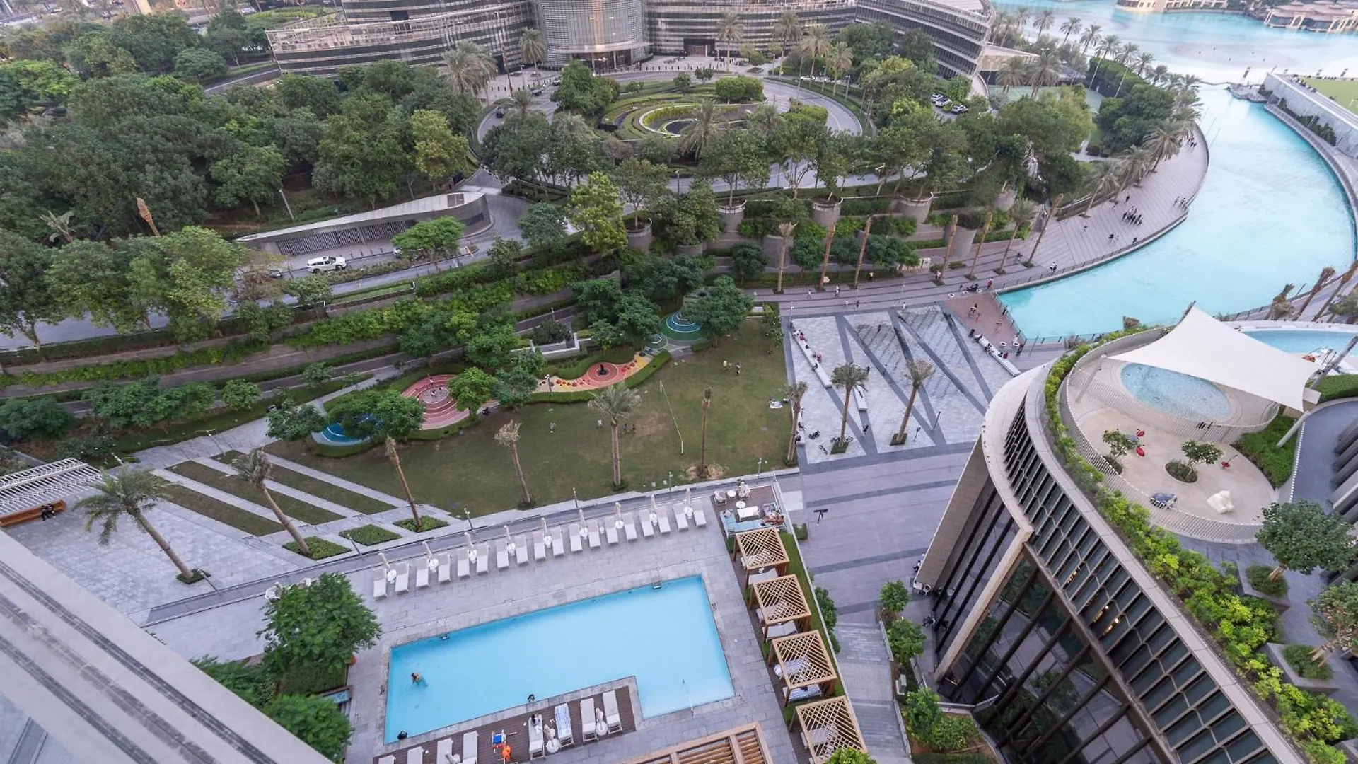דובאי Spacious 3 Bedroom Apartment In Downtown With Burj Khalifa View